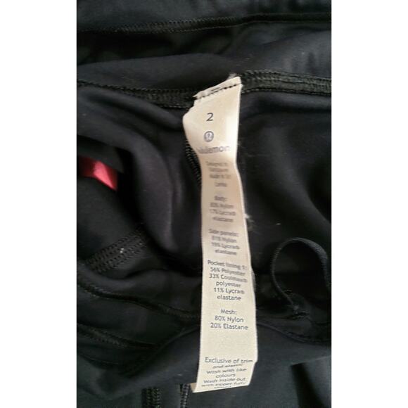 Lululemon Color Me Quick 7/8 leggings athleisure black pink eyelet size 2 - Picture 8 of 8